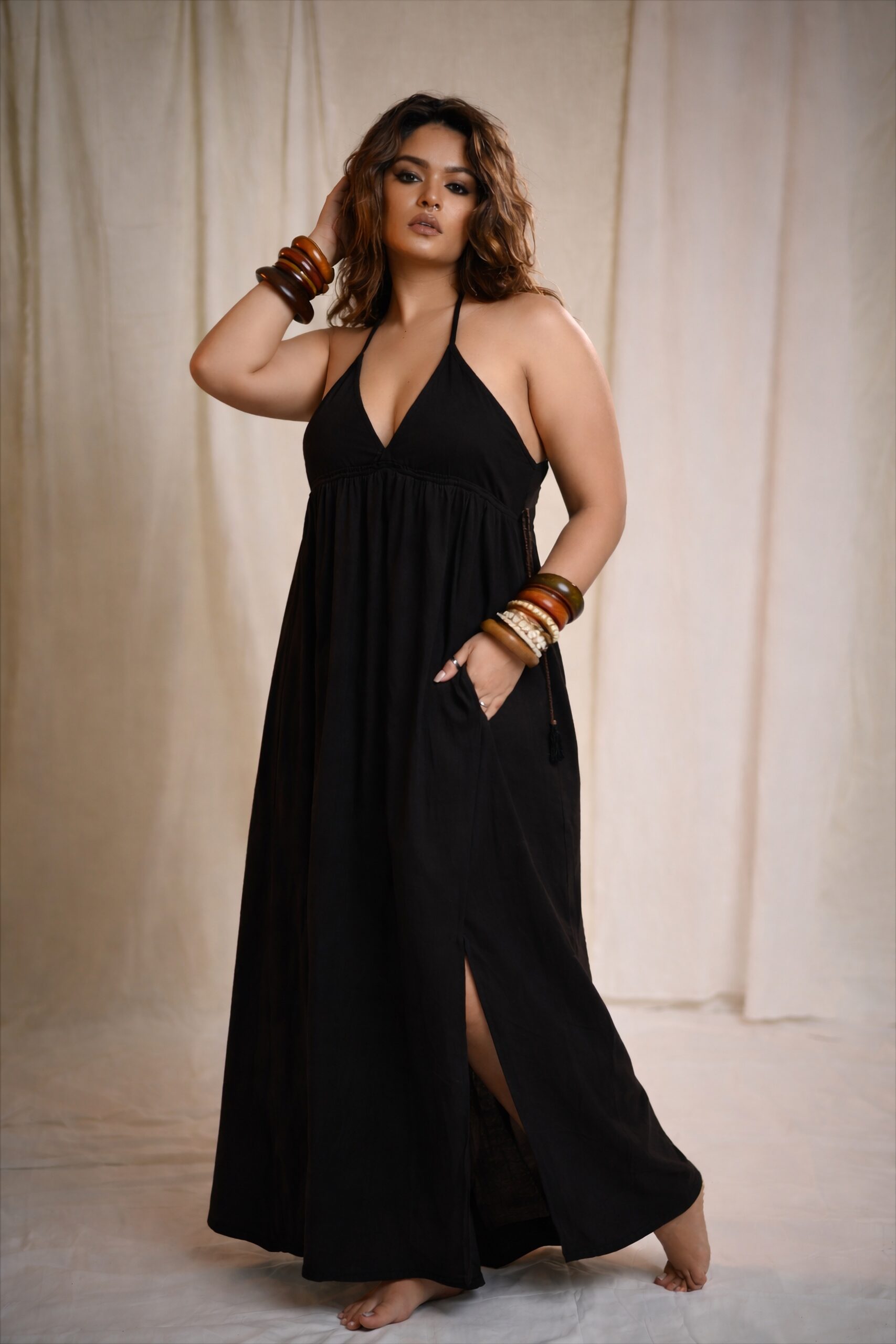 HOLIDAY HALTER-NECK LONG COTTON DRESS (BLACK)