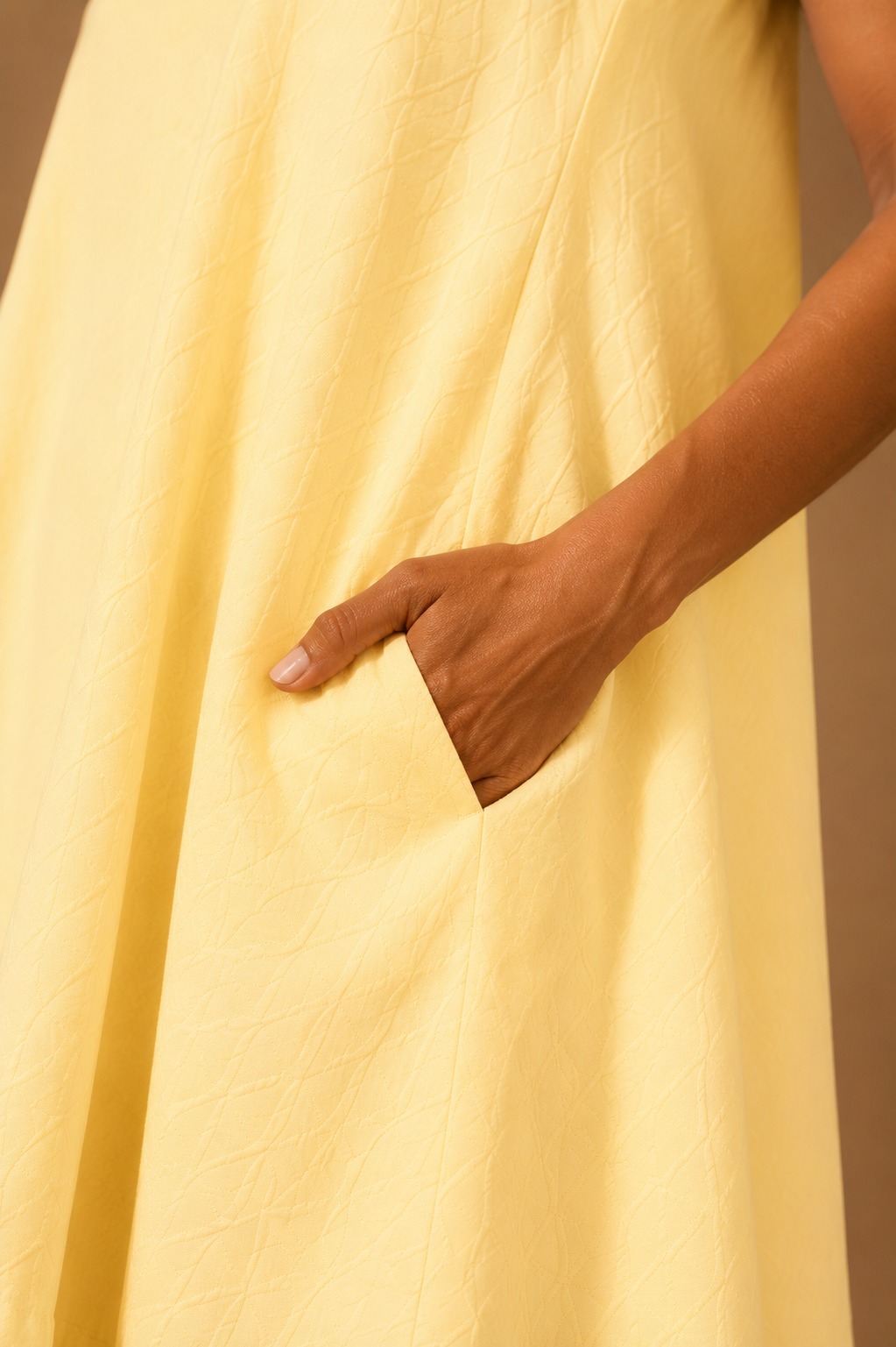 CRIMSON ETOILE BUTTER YELLOW DRESS - Image 4